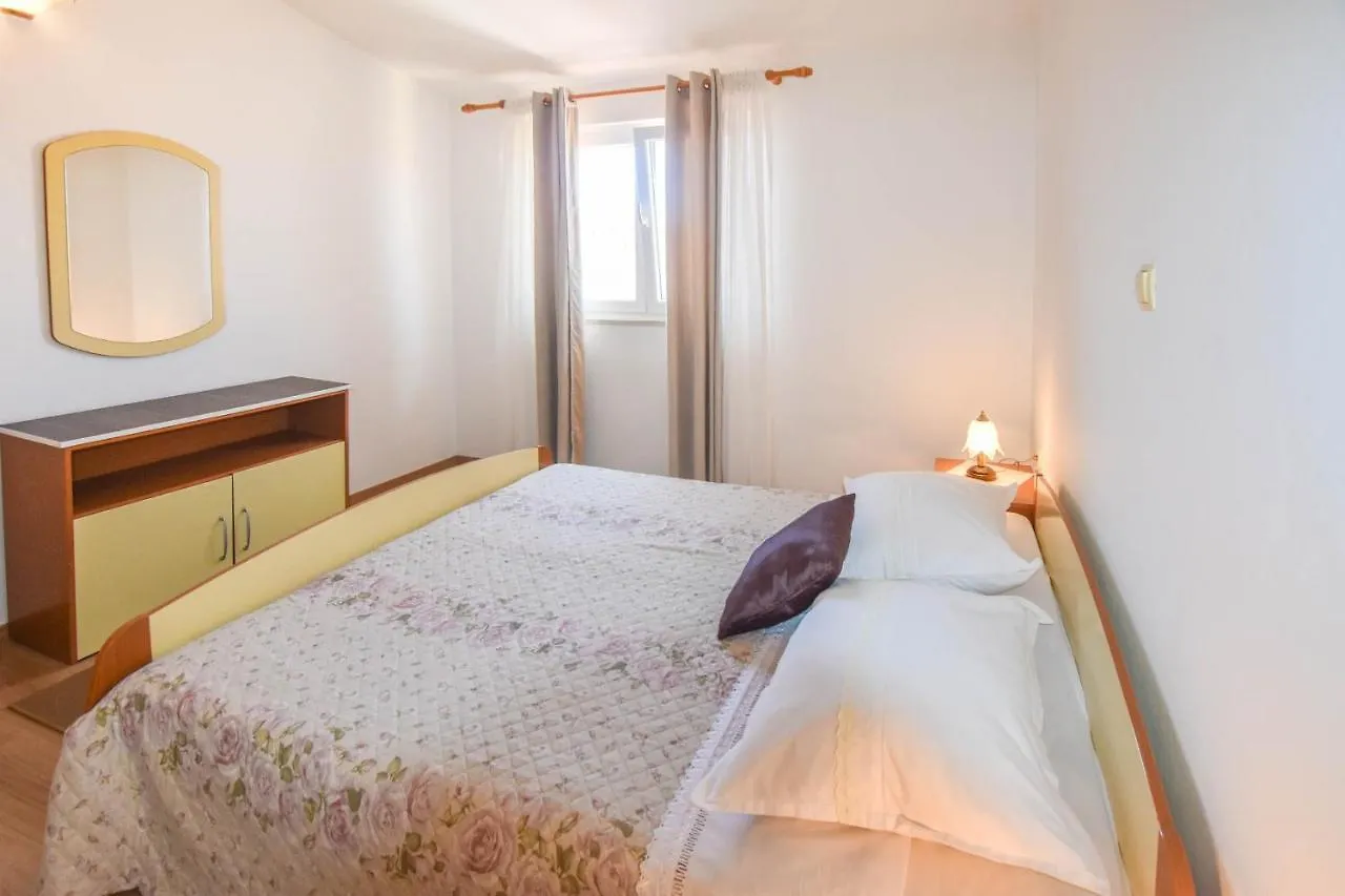 Apartments Anchor Pasman